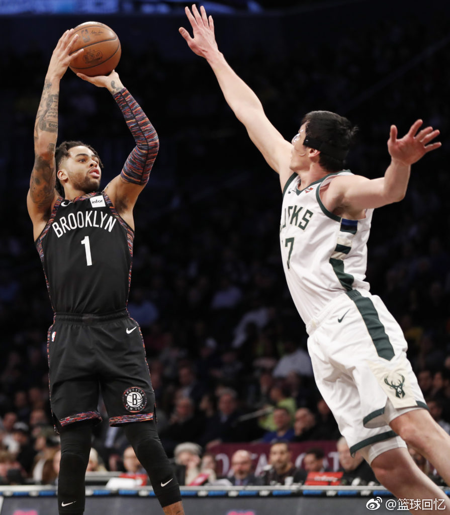 肖若腾状态火爆,分区决赛常规赛对阵利物浦,密尔沃基雄鹿力争逆转 肖若腾状态火爆,分区决赛常规赛对阵利物浦,密尔沃基雄鹿力争逆转